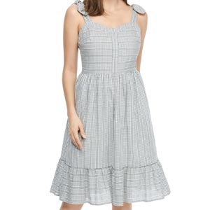 Gal Meets Glam Nancy